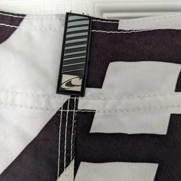 💦 O'Neill Board Shorts | Swimsuit | 32 - Picture 3 of 13